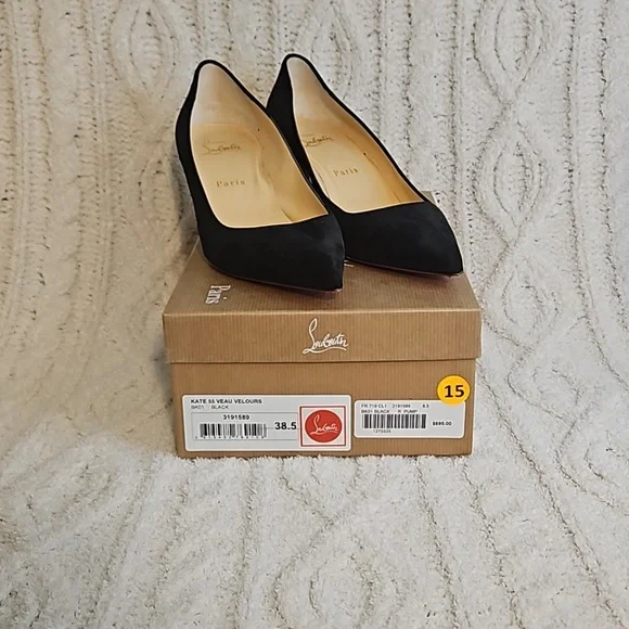 クリスチャンルブタンKATE 55 VEAU VELOURS